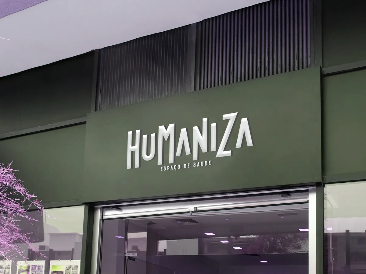 Fachada com o logotipo da Humaniza, espaço de saúde